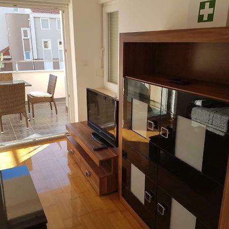 Apartment Novalja 4+2 Exteriér fotografie